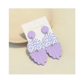 Purple Leaf and Dot Pattern Earring