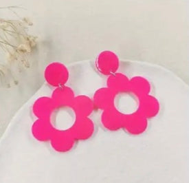 Hollow Flower Design Dangle Earrings